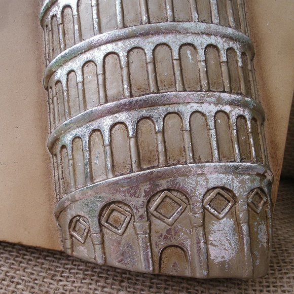 Vintage Chalkware Paris & Pisa Plaques Set of 2 - Picture 12 of 16